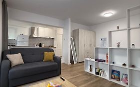 Central Studio Yoko , Craiova